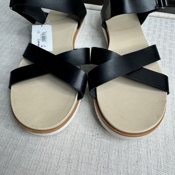 Time And Tru Womens Black Sandals Size 11  Adjustable Straps Comfortable - Picture 6 of 9